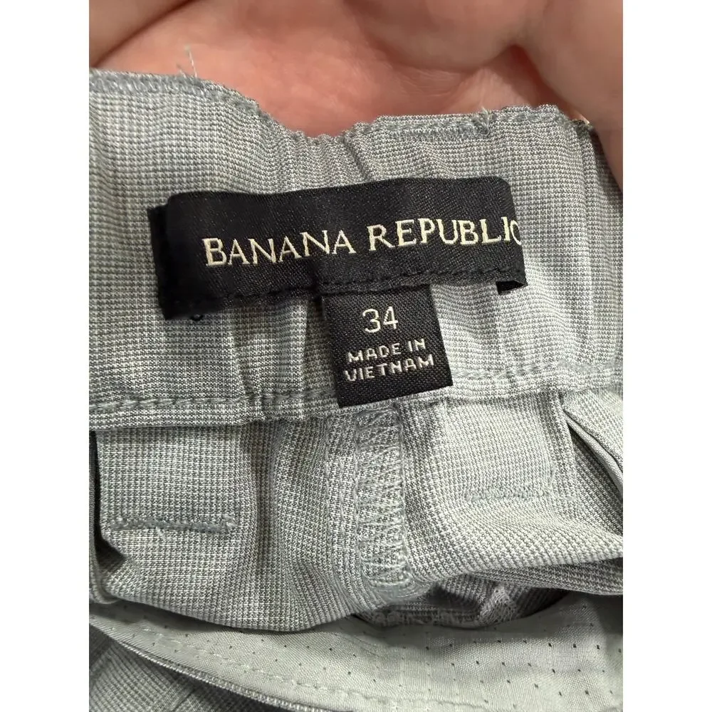 Banana Republic Men’s Tech Shorts sz 34 NEW #K204